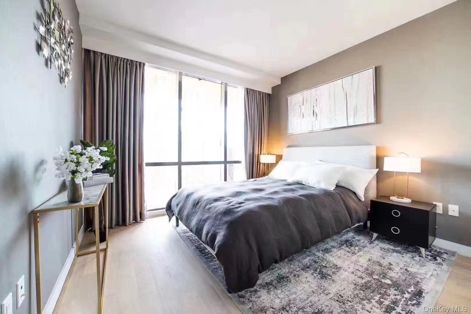 33-66 Farrington St Unit: 14A thumbnail 3