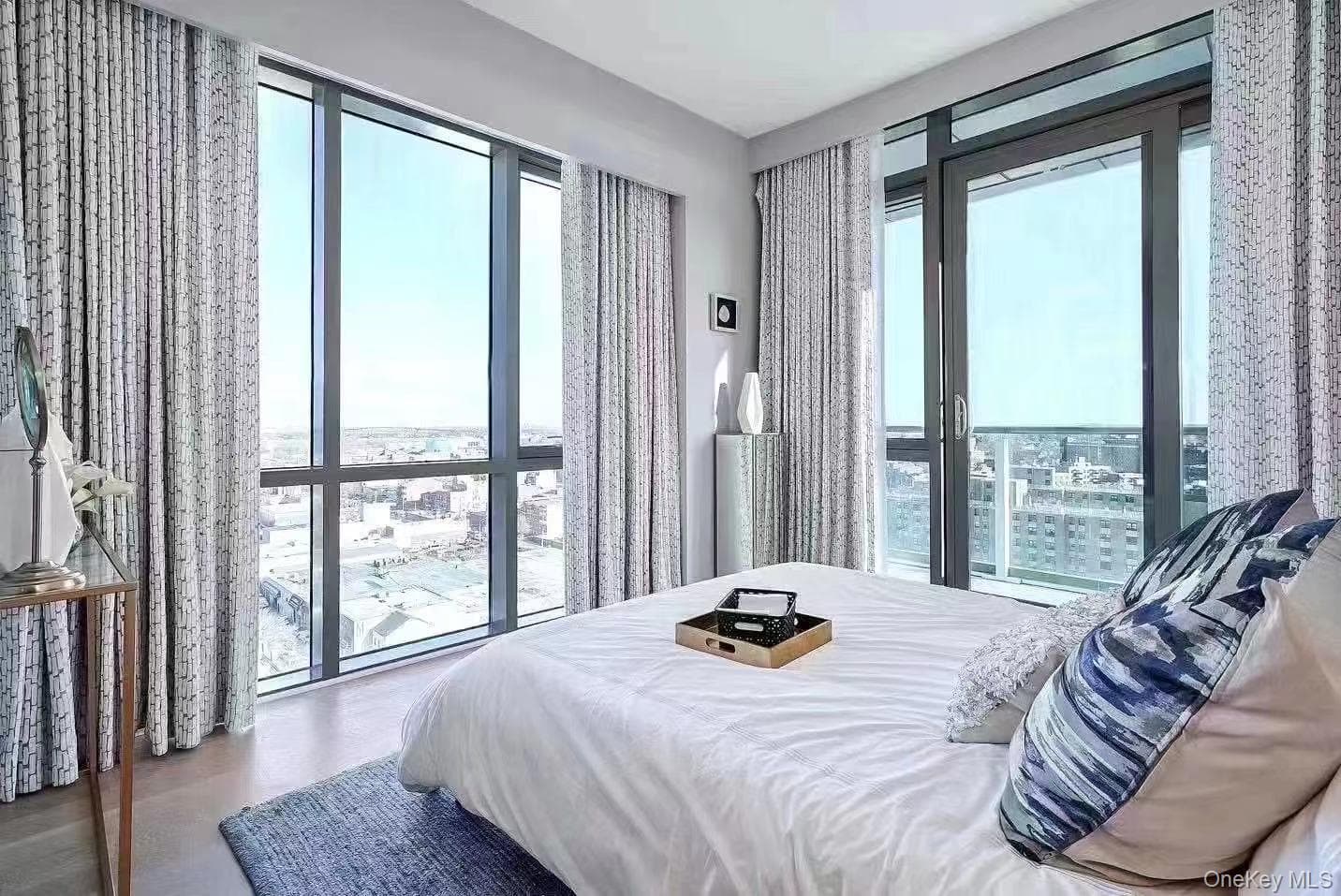 33-66 Farrington St Unit: 14A thumbnail 4