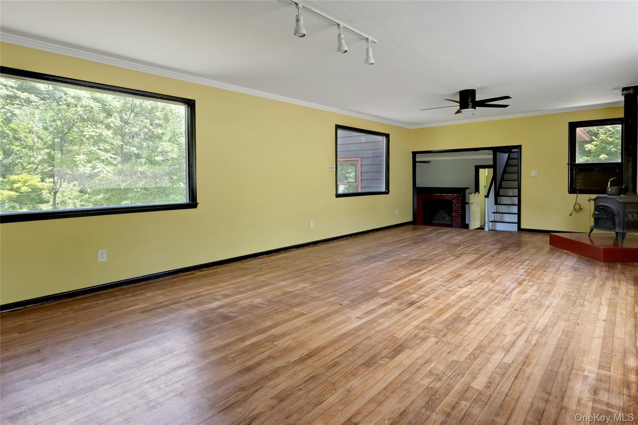 490 Peekskill Hollow Road thumbnail 17