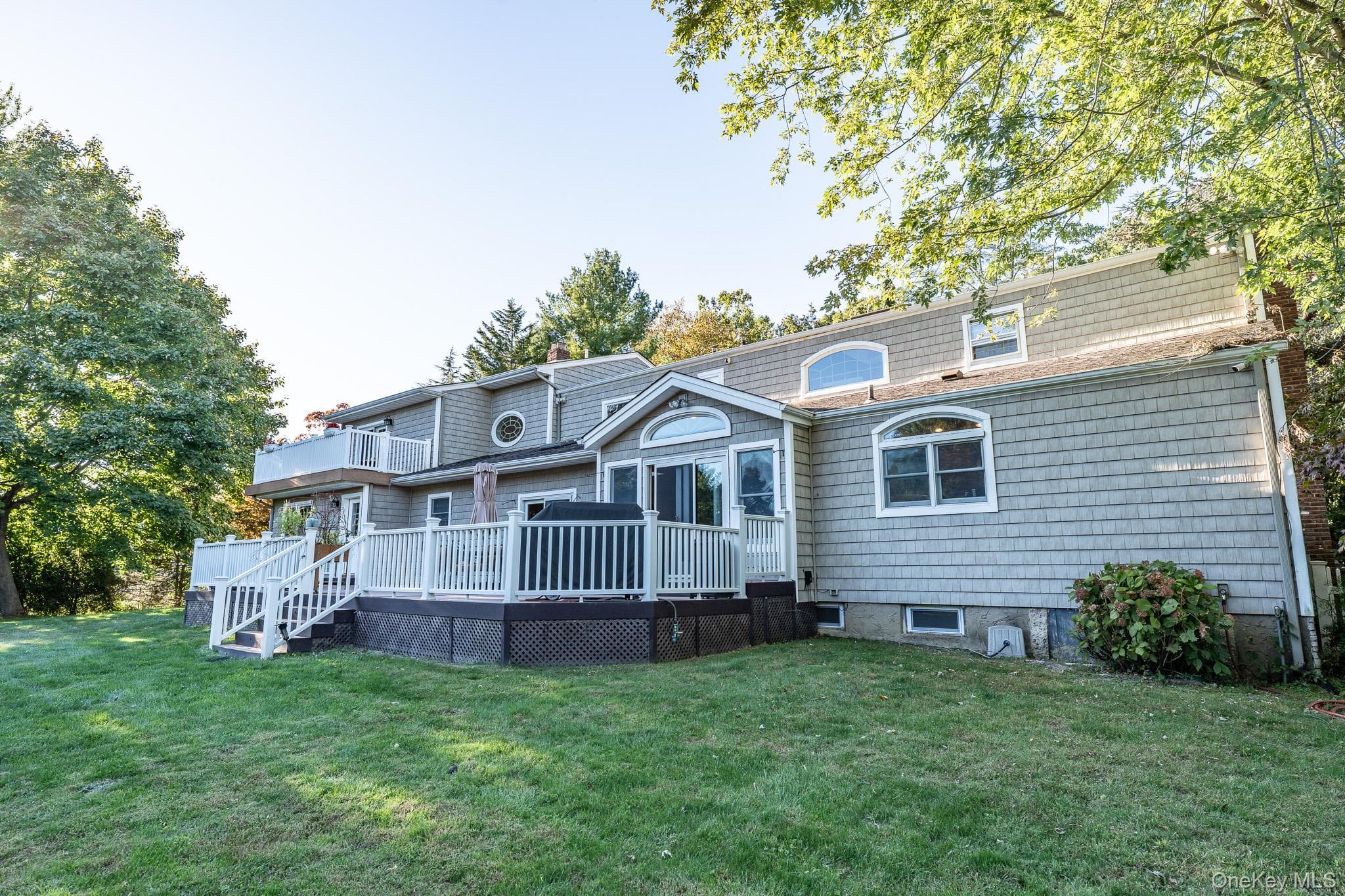 442 Wolf Hill Road thumbnail 33