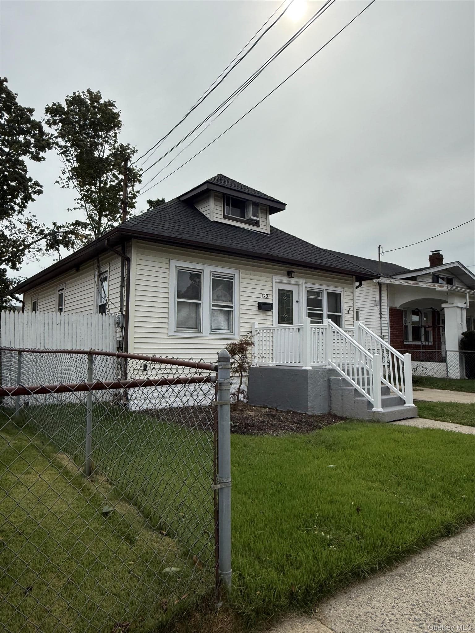 122 Dehnhoff Avenue thumbnail 3