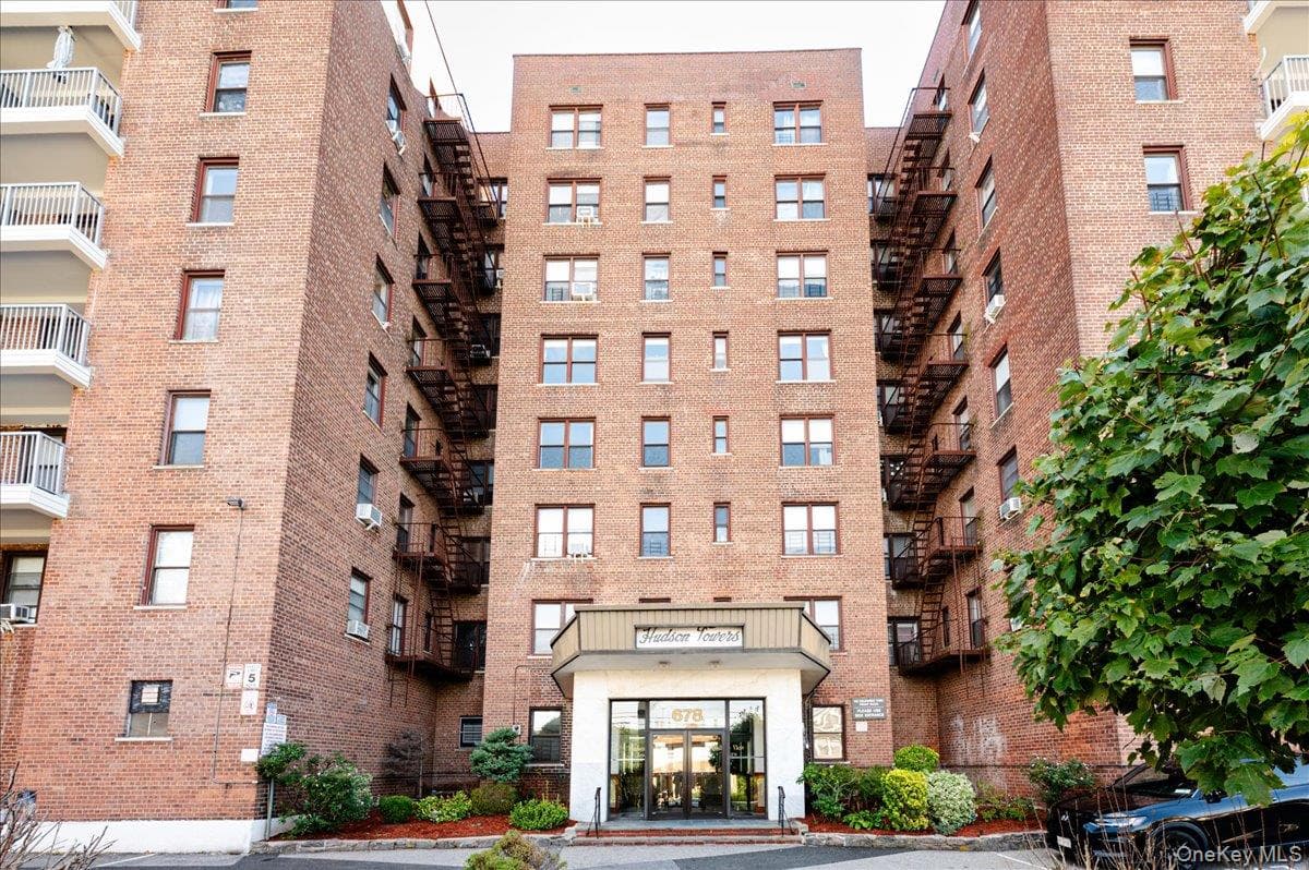 678 Warburton Avenue Unit: 7I-7J thumbnail 3