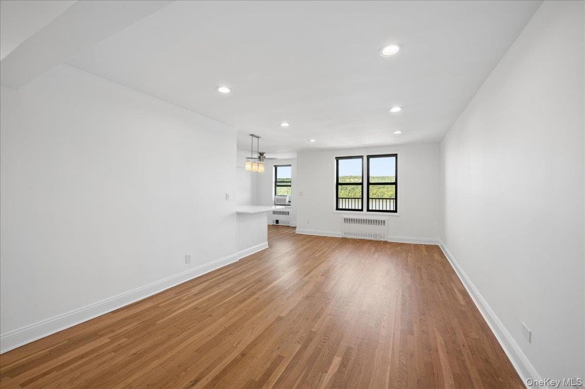 678 Warburton Avenue Unit: 7I-7J thumbnail 9