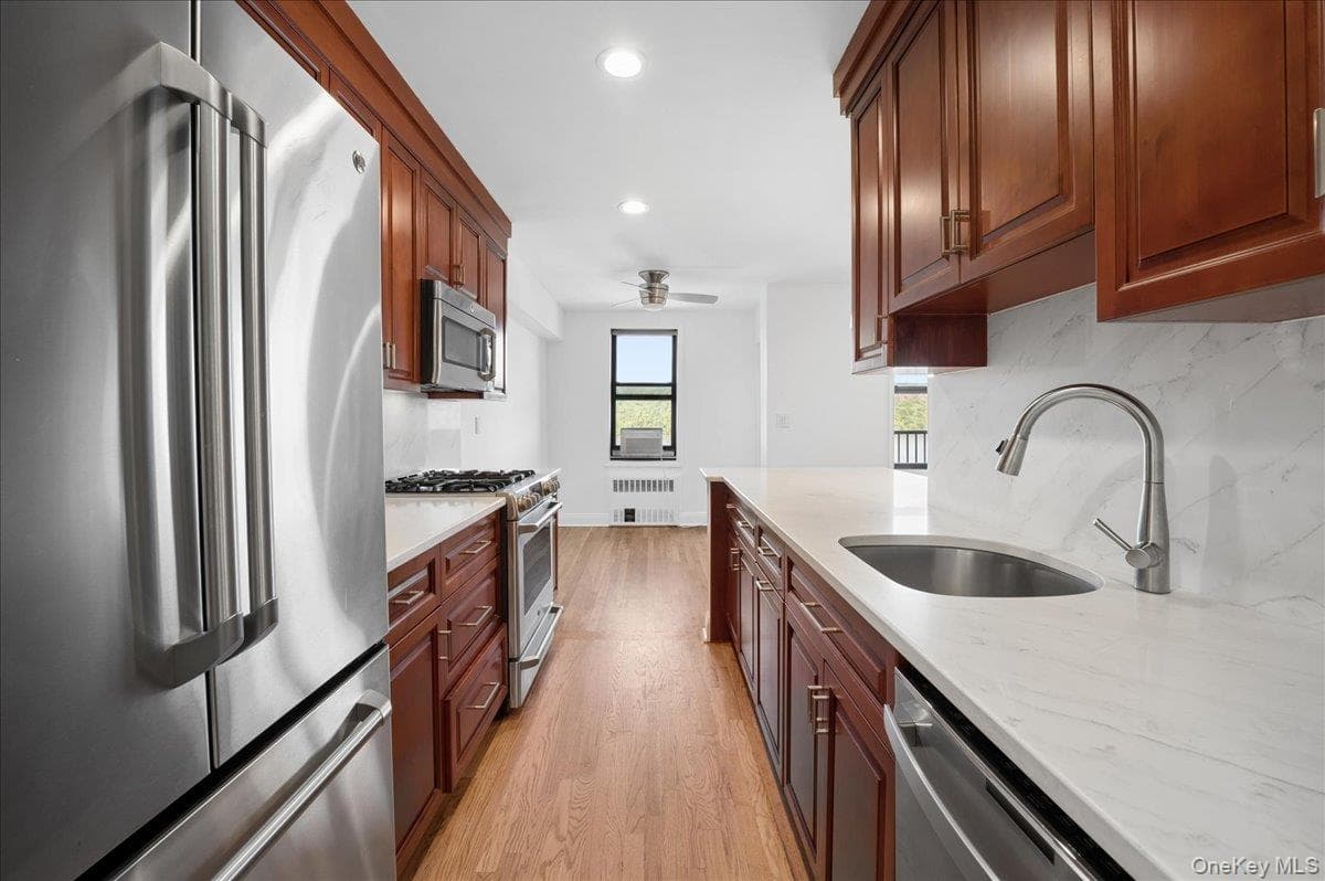 678 Warburton Avenue Unit: 7I-7J thumbnail 21