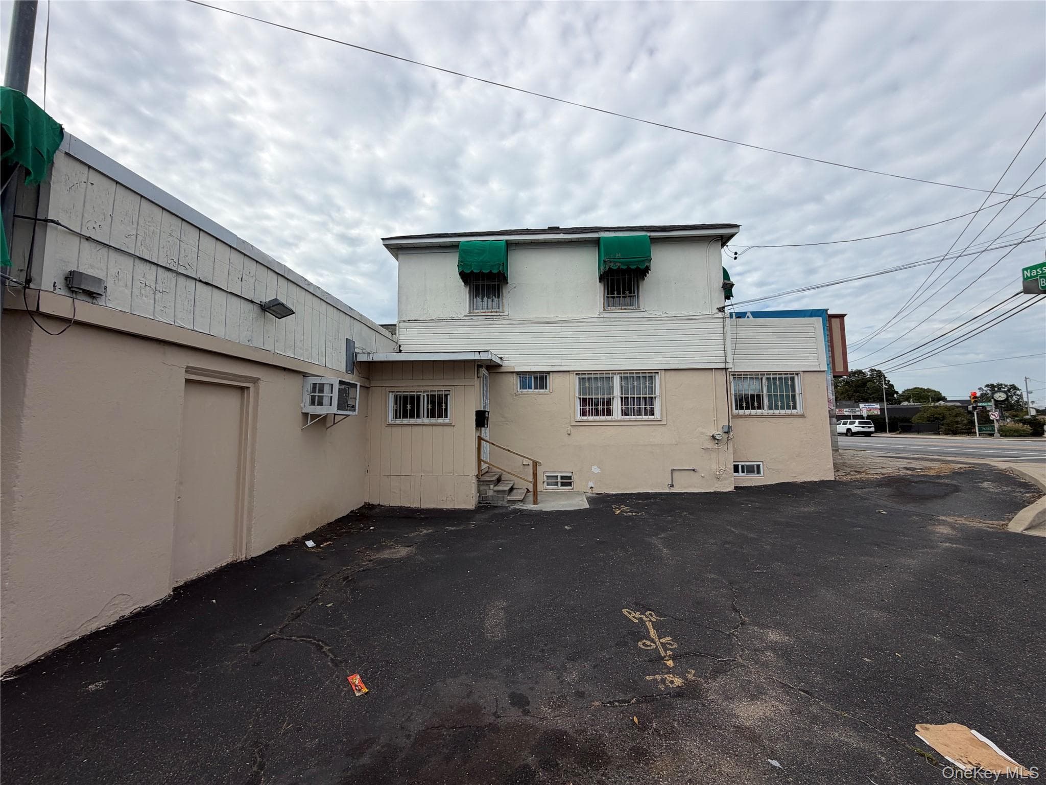 1010 Brookside Avenue thumbnail 6