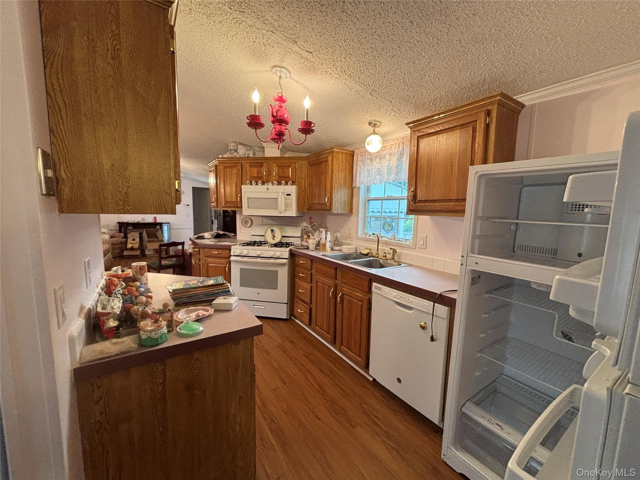 1661 Old Country Road Unit: 125 thumbnail 19