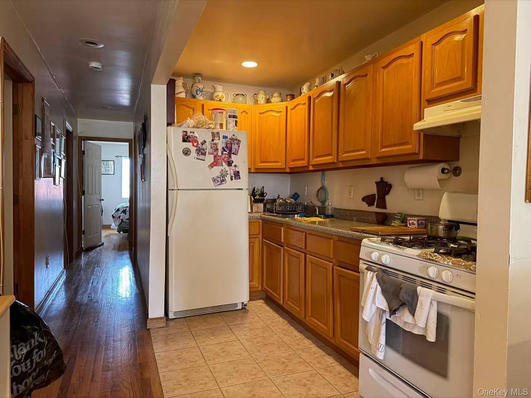 94-81 218th Street thumbnail 4