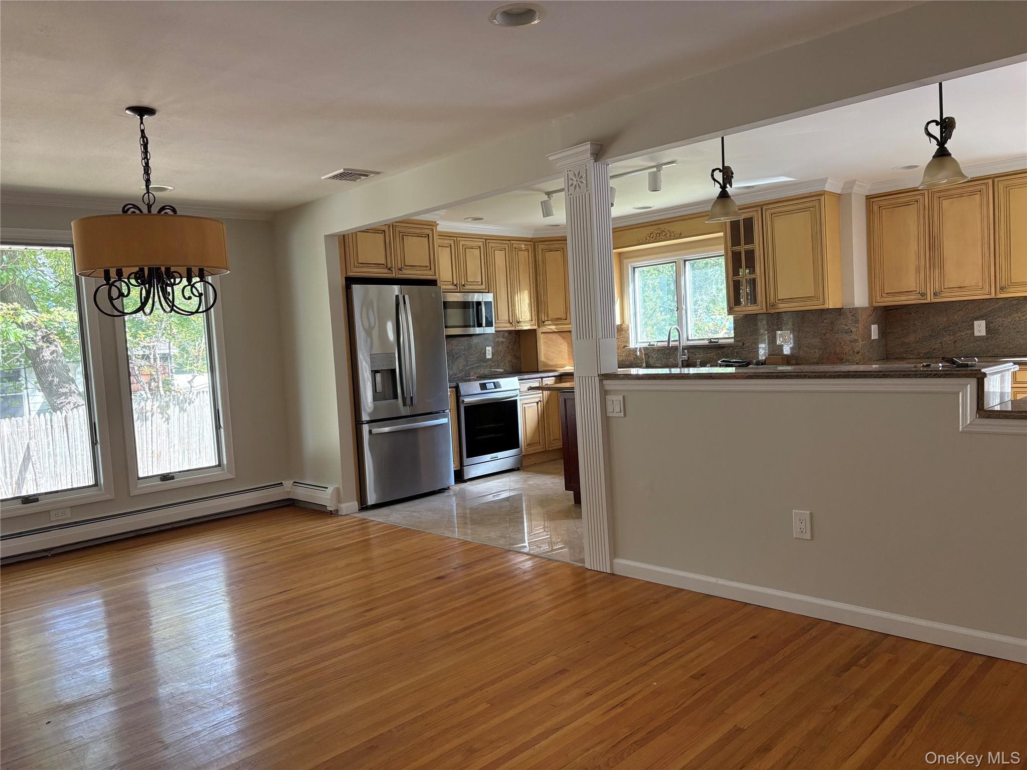395 Ridgefield Road thumbnail 4