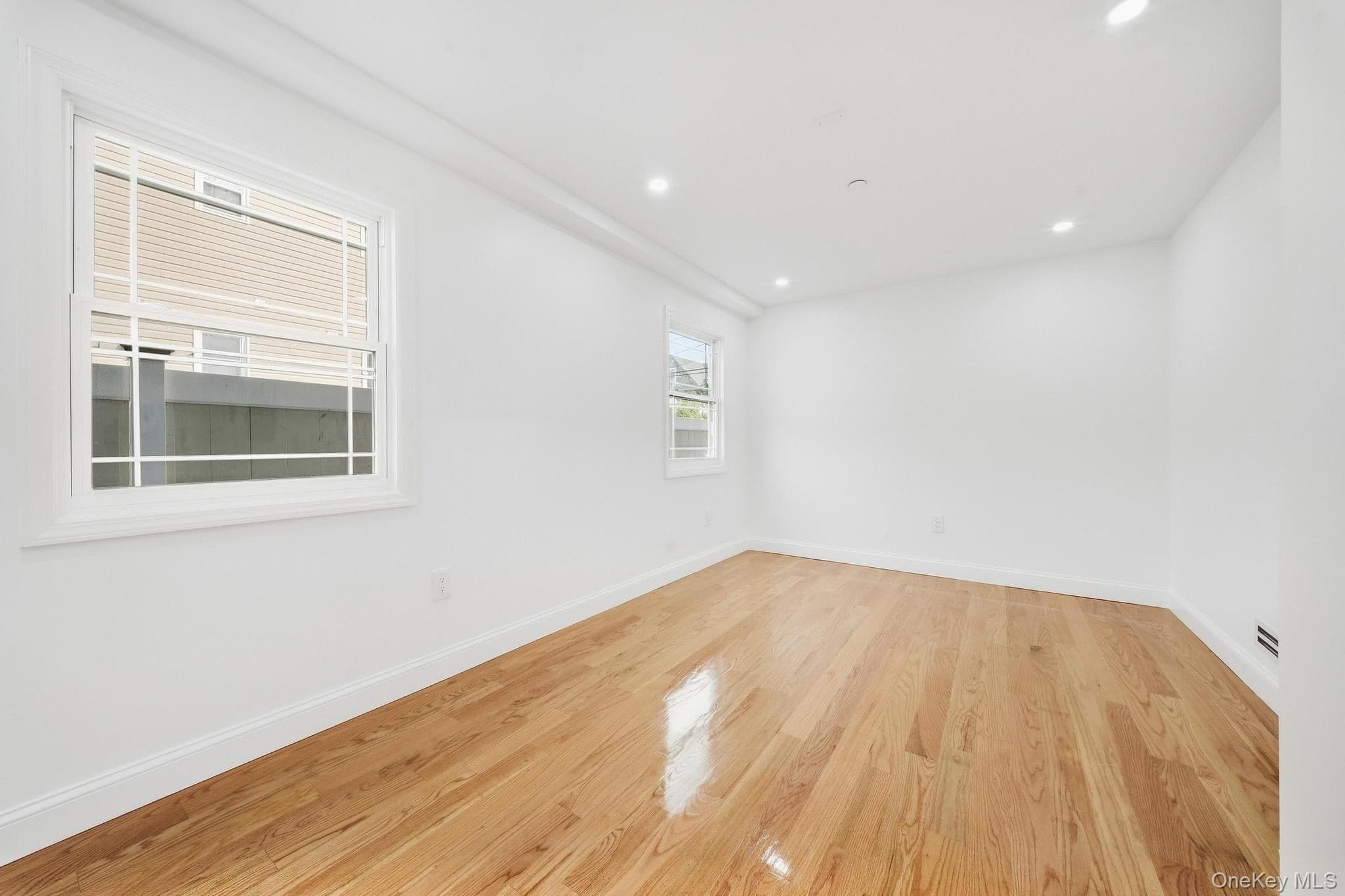 123-26 135 Street thumbnail 12