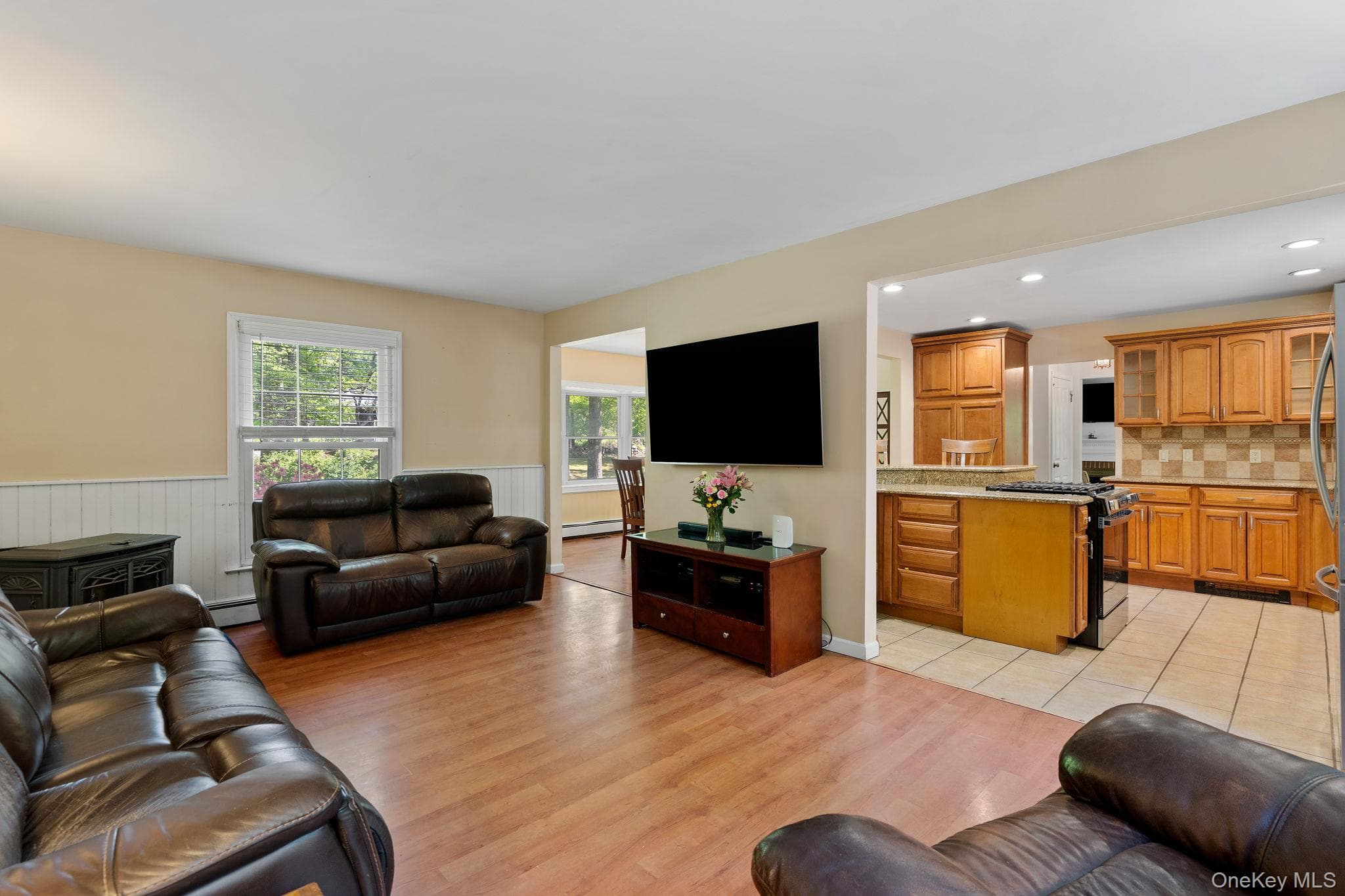 95 Pine Hill Road thumbnail 4