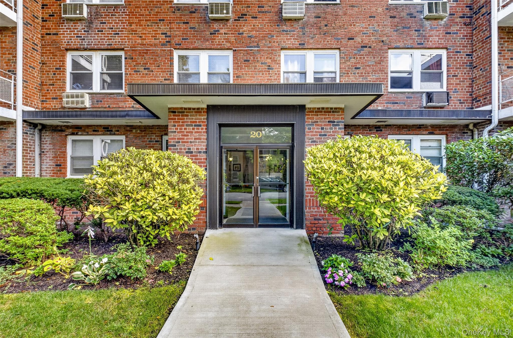 20 Hill Park Avenue Unit: 1F thumbnail 3