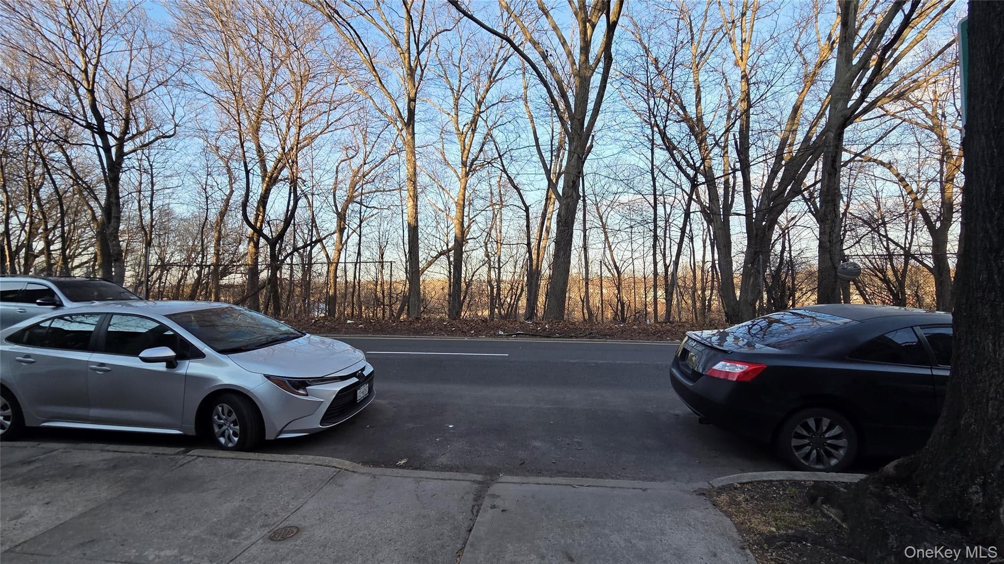 76-18 Grand Central Parkway thumbnail 15