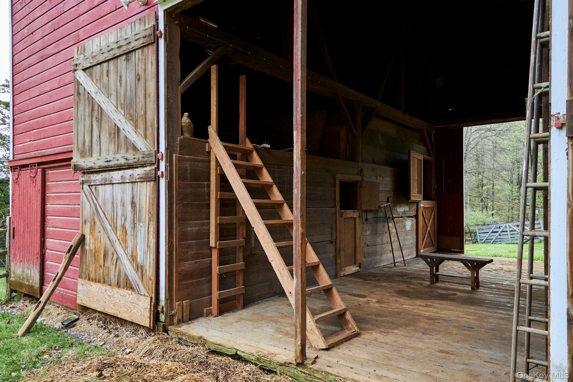 457 Round Lake Road thumbnail 31