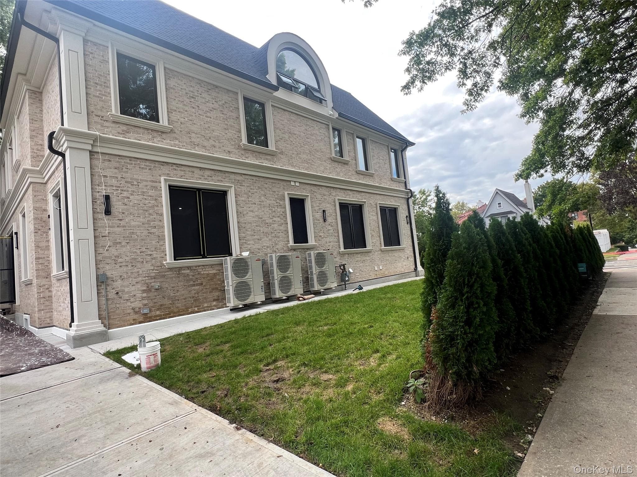 8507 Abingdon Road thumbnail 6