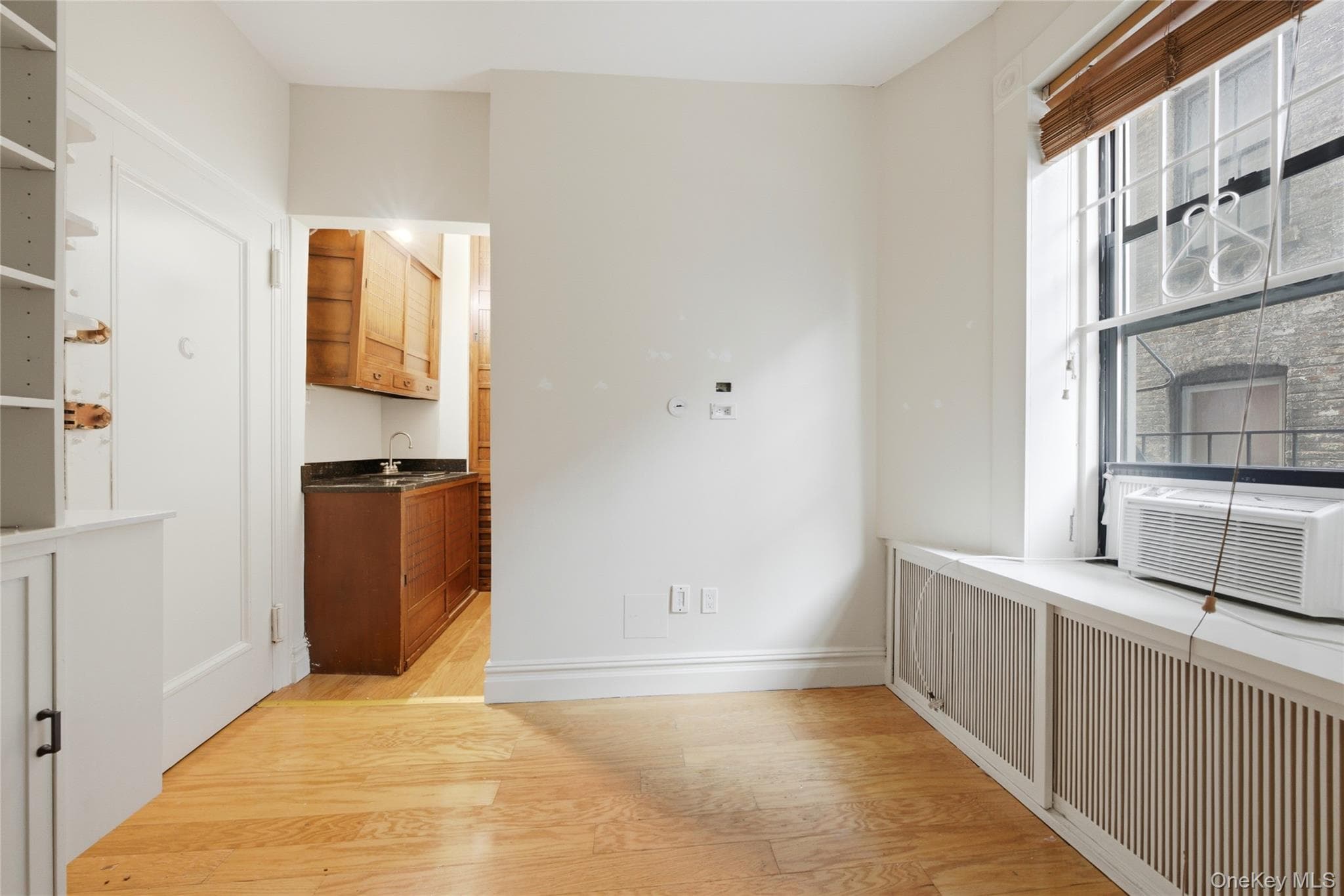 96 Perry Street Unit: B5C thumbnail 2