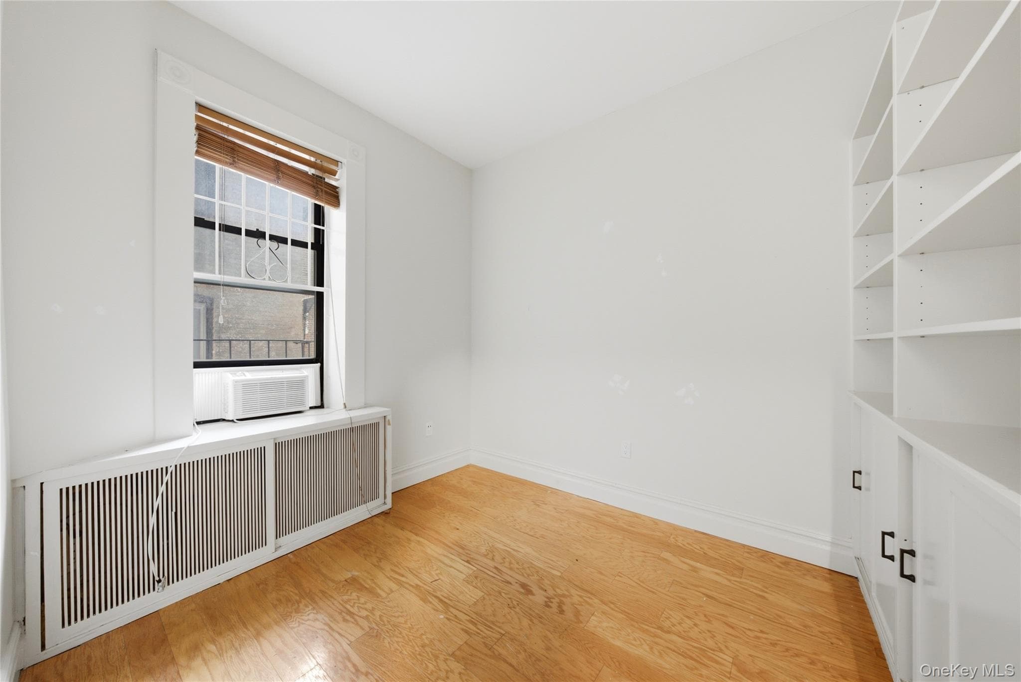 96 Perry Street Unit: B5C thumbnail 4