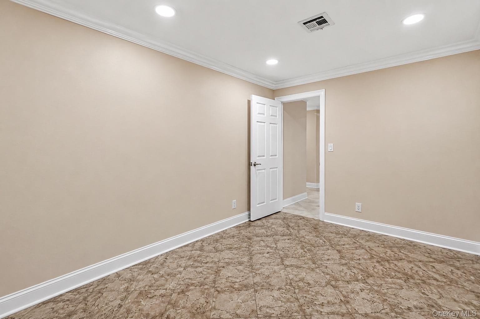 4 Durham Drive thumbnail 32