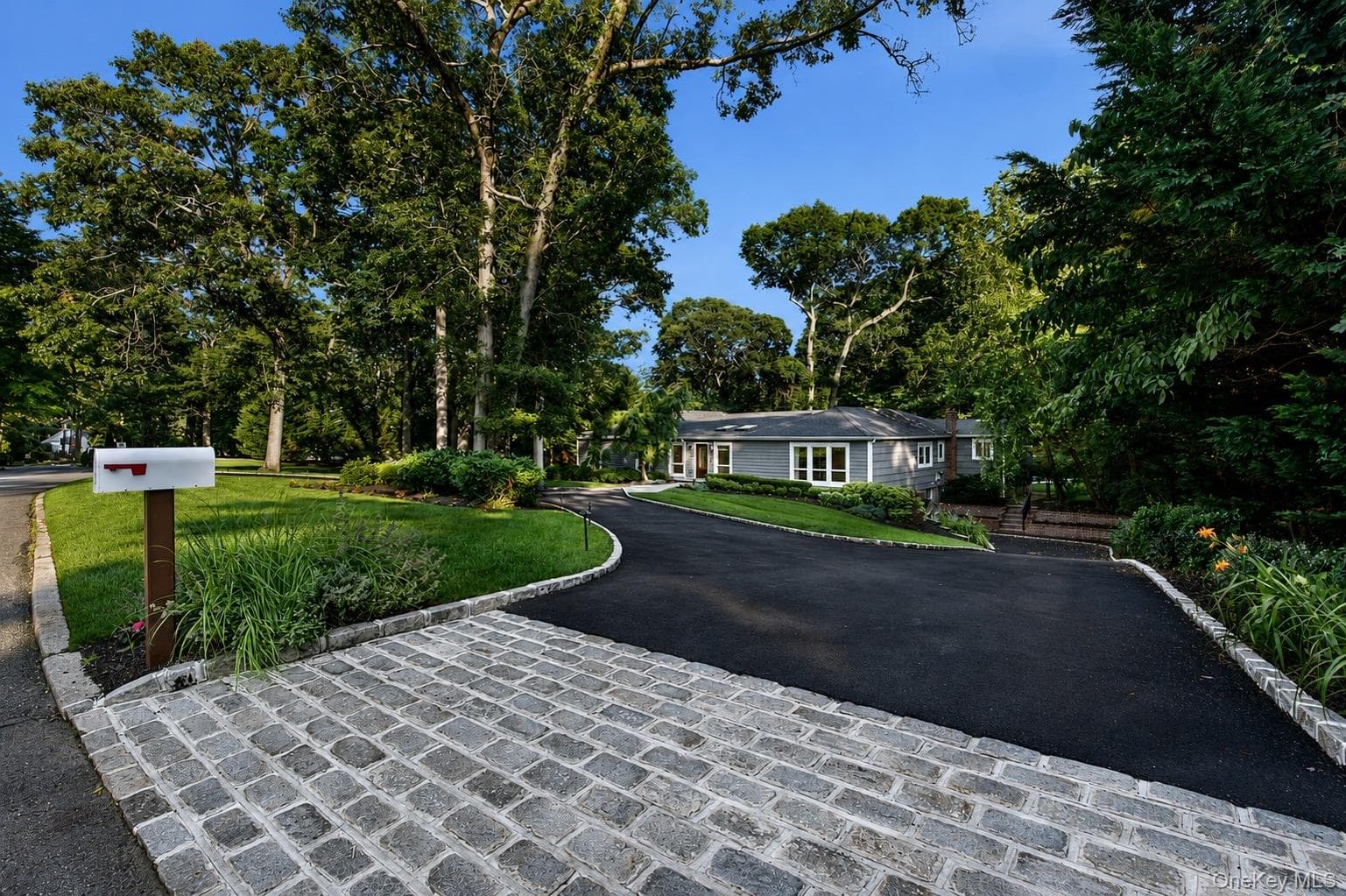 4 Durham Drive thumbnail 4