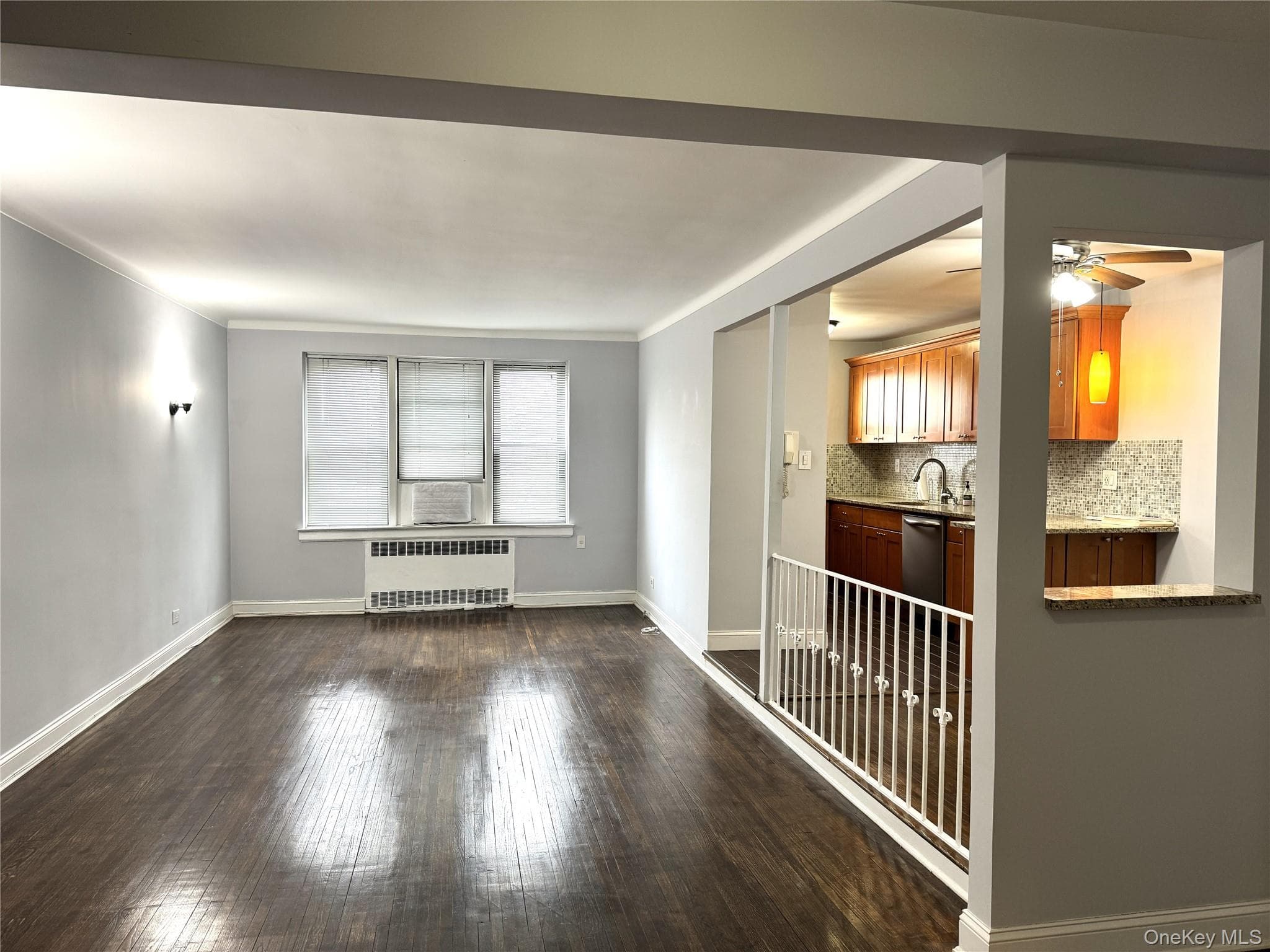 143-50 Hoover Ave Ave Unit: 204 thumbnail 2