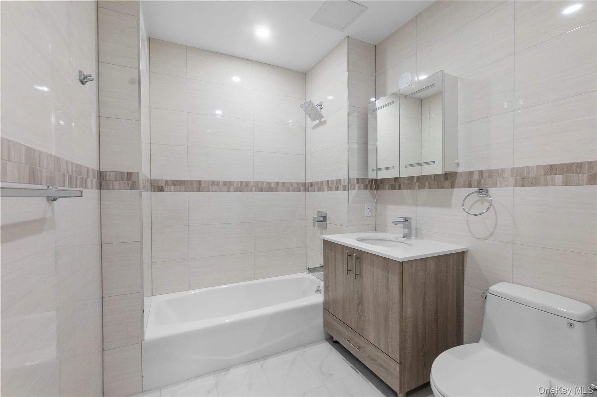 124-28 Queens Boulevard Unit: 10C thumbnail 11