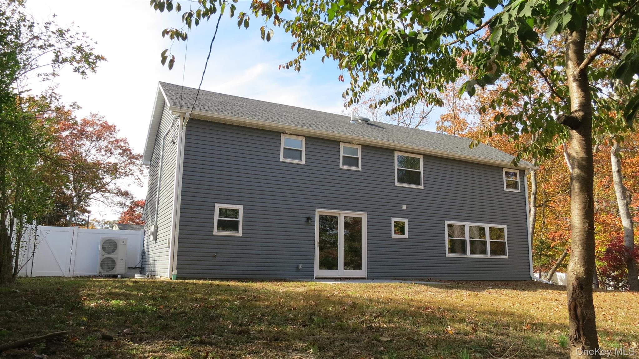 1 Eliot Drive thumbnail 16