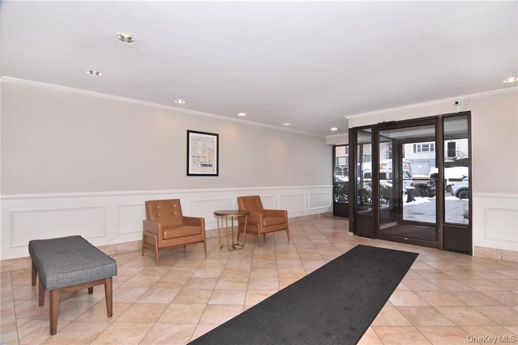 709 Warburton Avenue Unit: 7F thumbnail 2