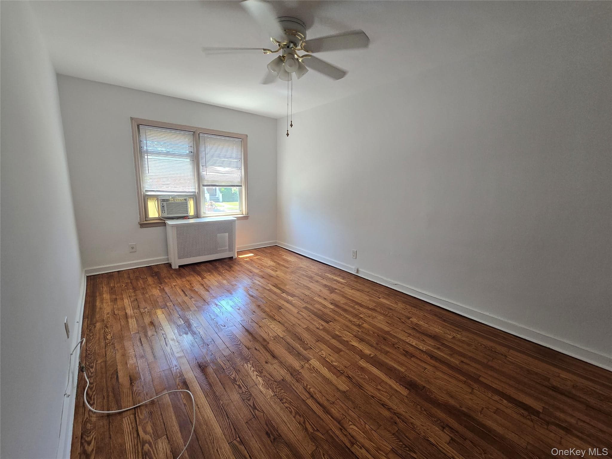 209-43 35 Avenue Unit: A thumbnail 6