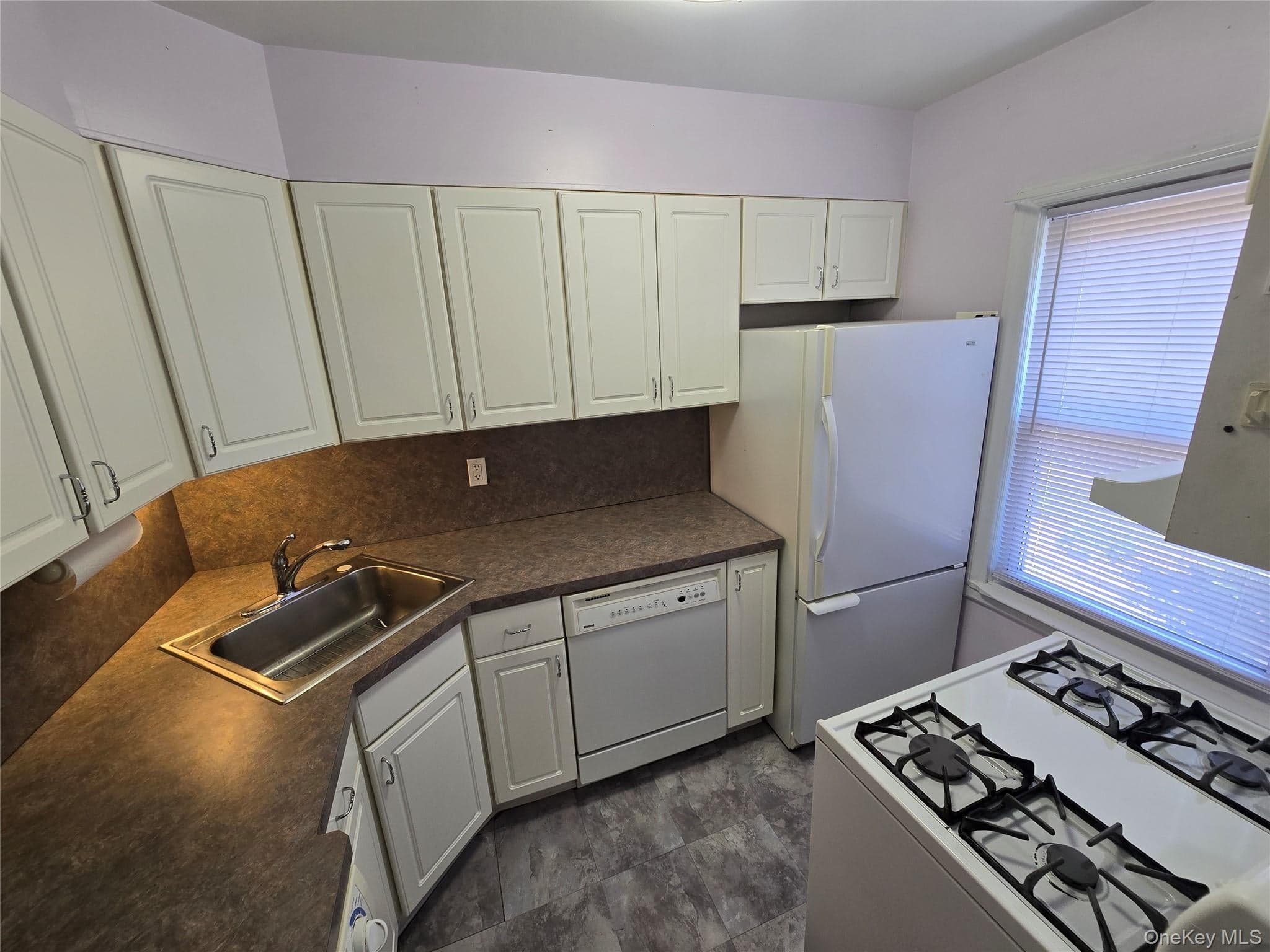 209-43 35 Avenue Unit: A thumbnail 11