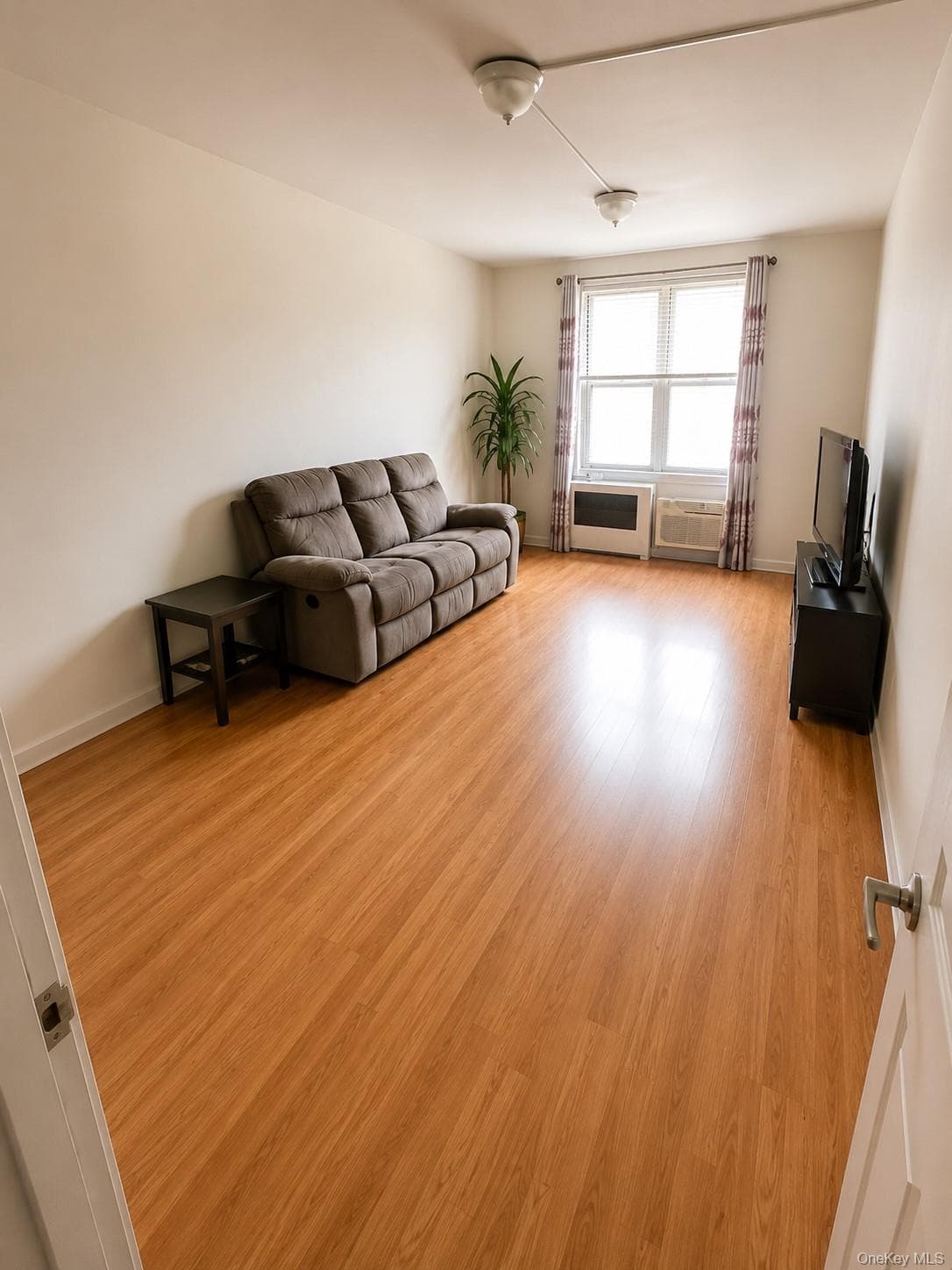 5133 Goldsmith Street Unit: 5A thumbnail 2