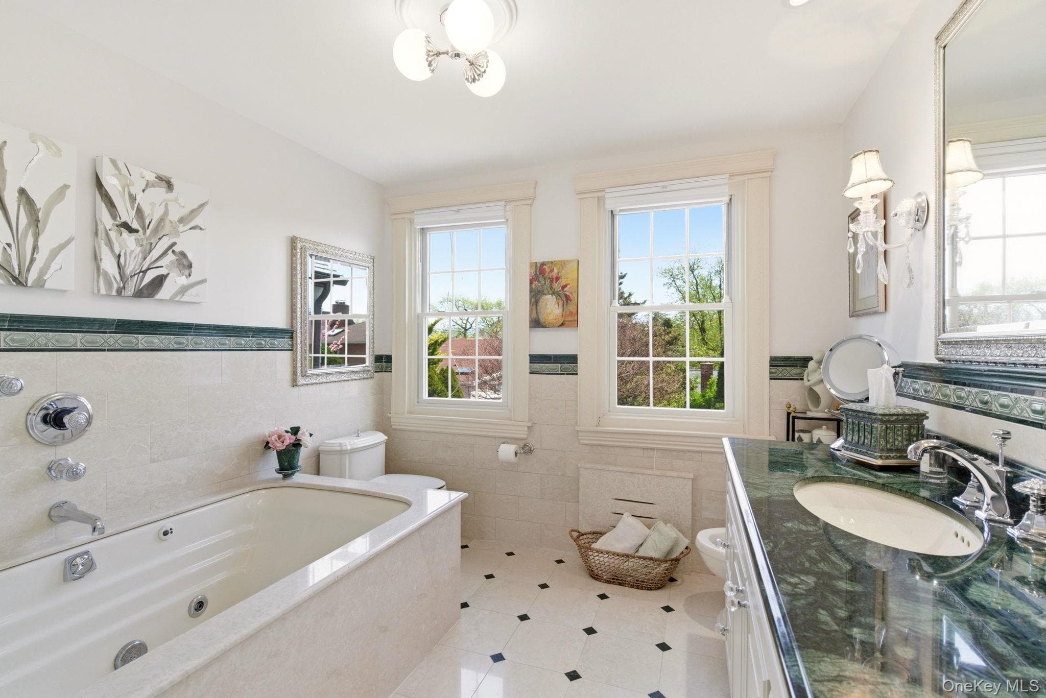 1421 Burton Street thumbnail 38