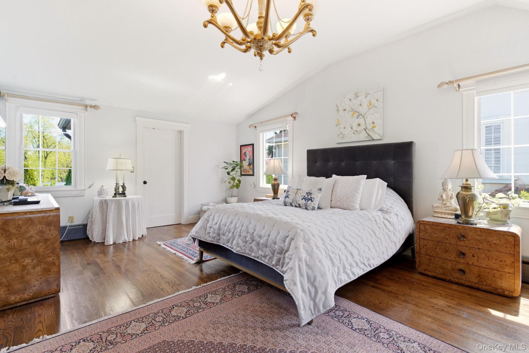 1421 Burton Street thumbnail 34
