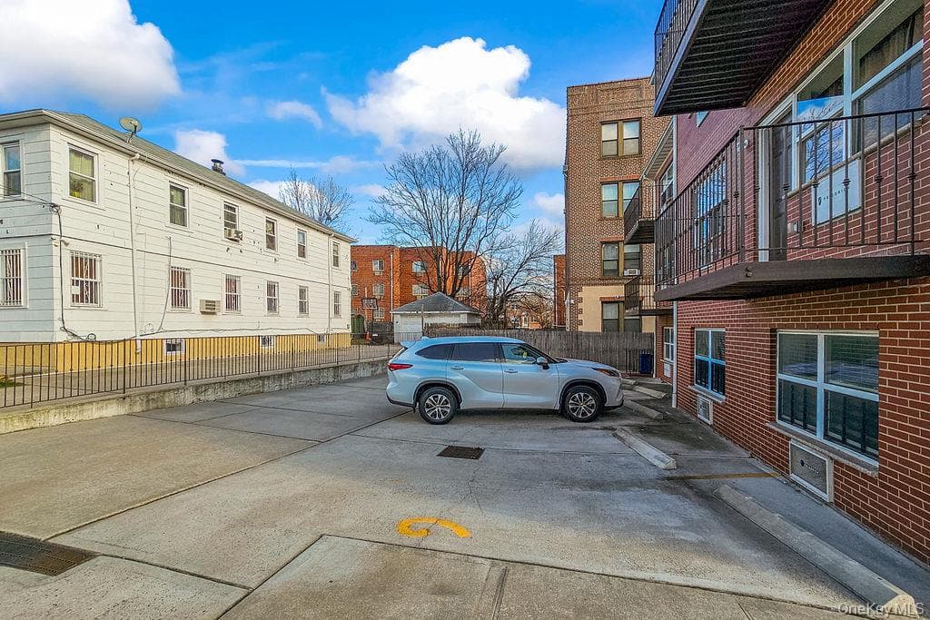 16003 Sanford Avenue thumbnail 15