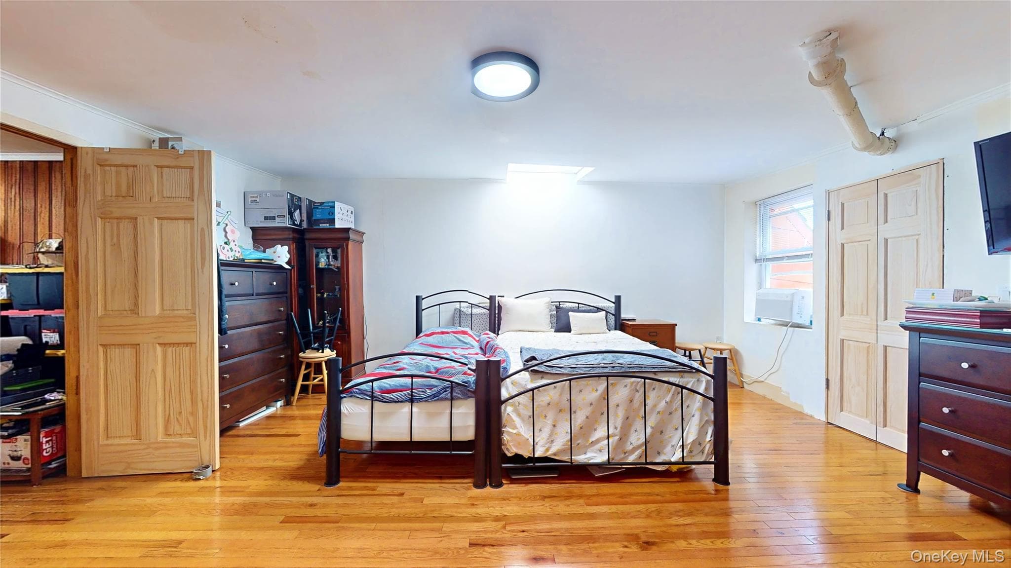 68-41 Dartmouth Street thumbnail 17