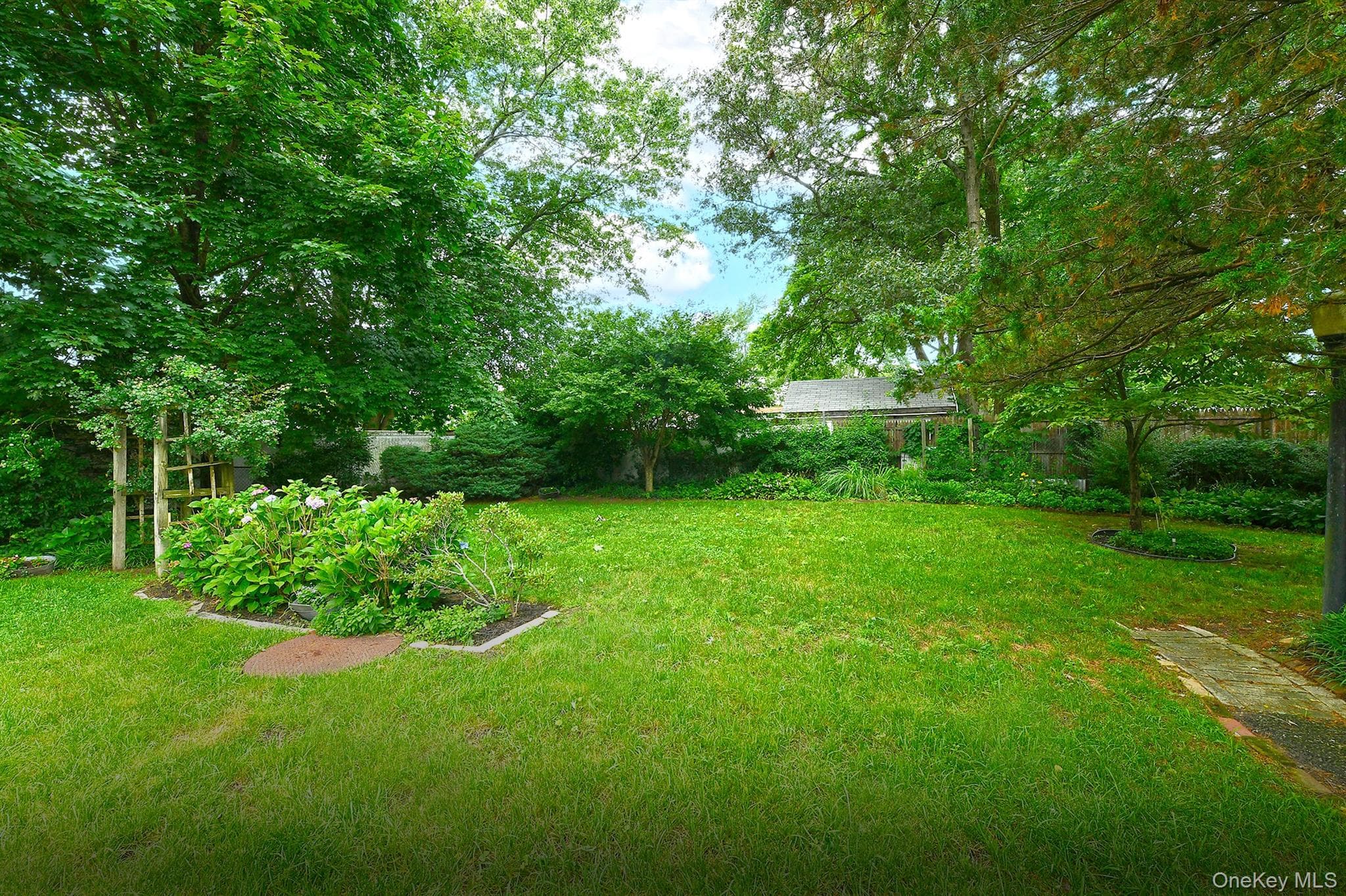 11 Bonnybill Drive thumbnail 32
