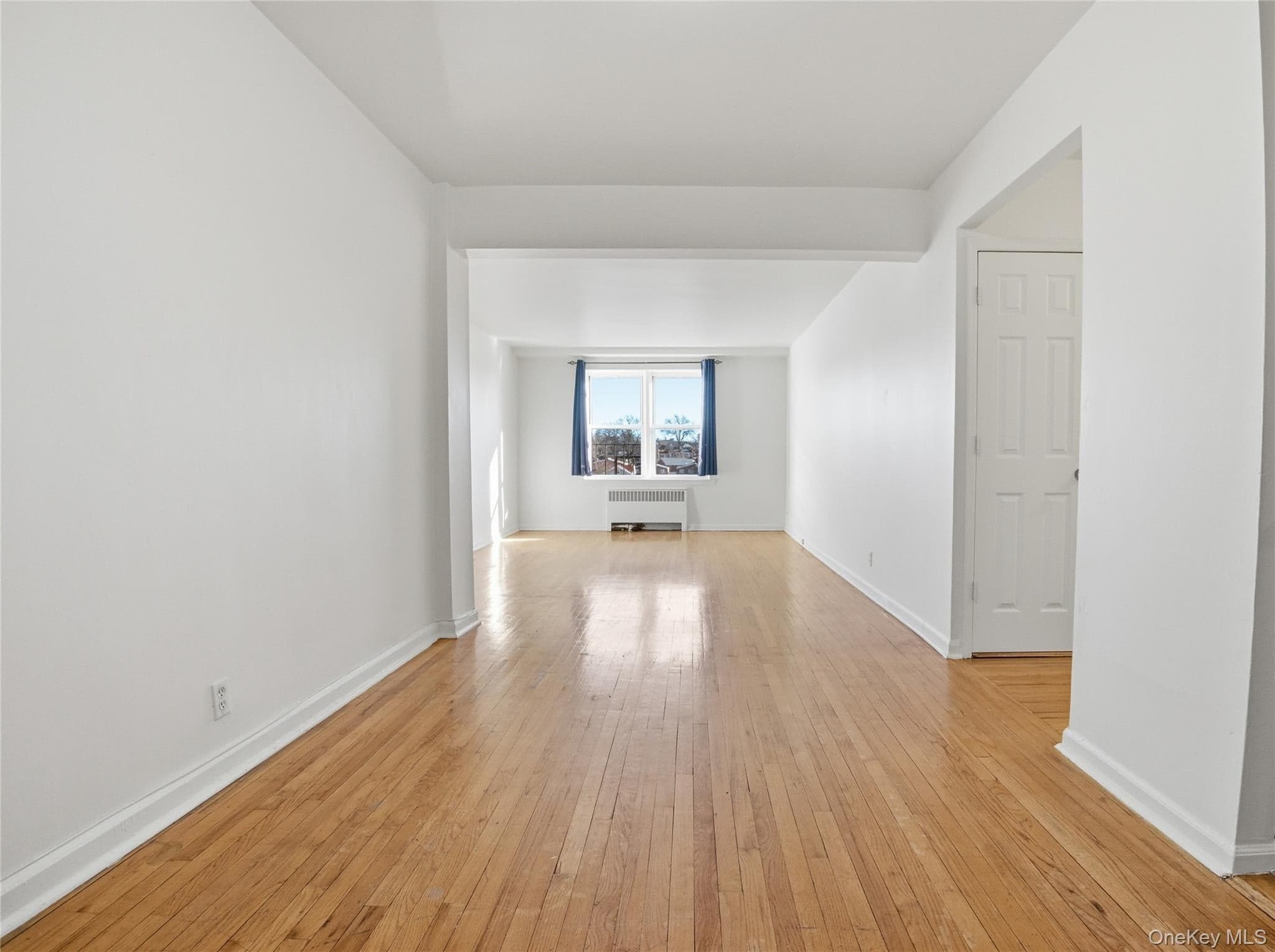 2090 Barnes Avenue Unit: 3G thumbnail 4