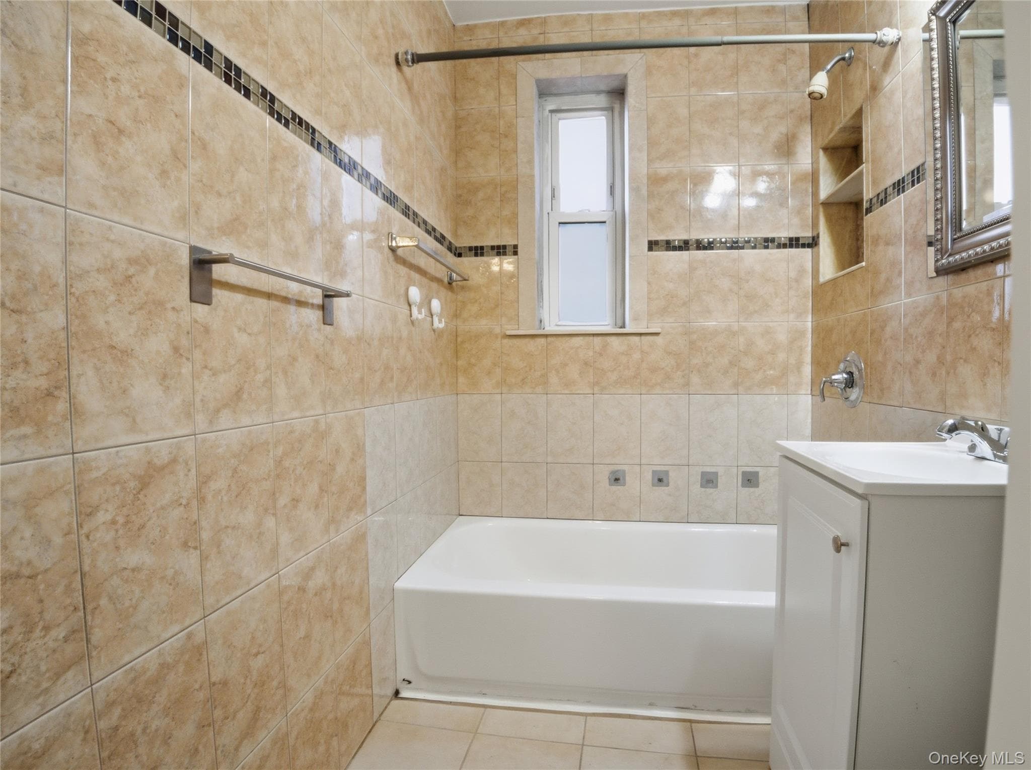 2090 Barnes Avenue Unit: 3G thumbnail 18