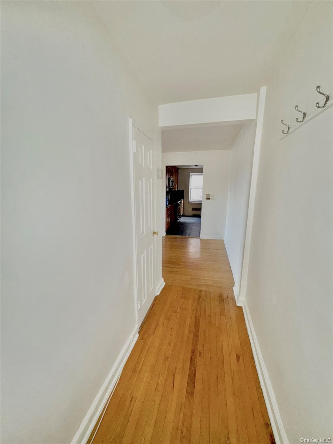 2090 Barnes Avenue Unit: 3G thumbnail 3