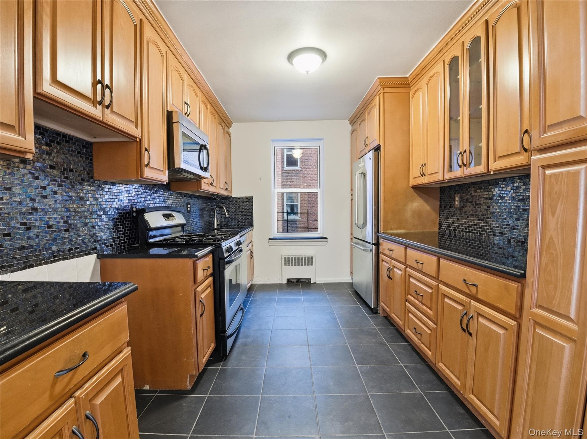 2090 Barnes Avenue Unit: 3G thumbnail 5