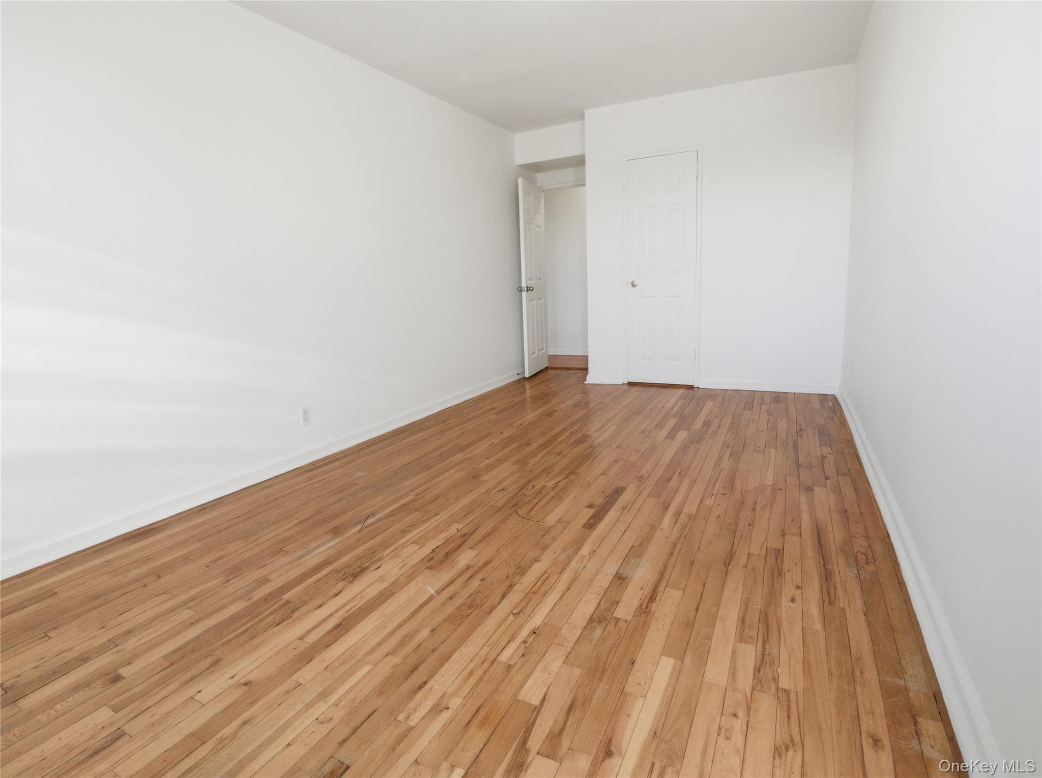 2090 Barnes Avenue Unit: 3G thumbnail 15