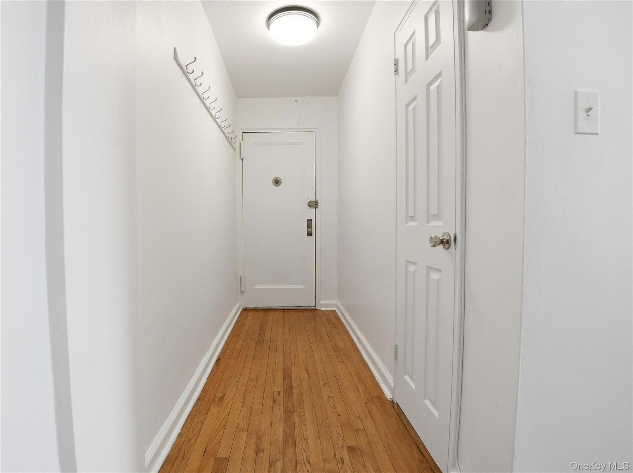 2090 Barnes Avenue Unit: 3G thumbnail 2