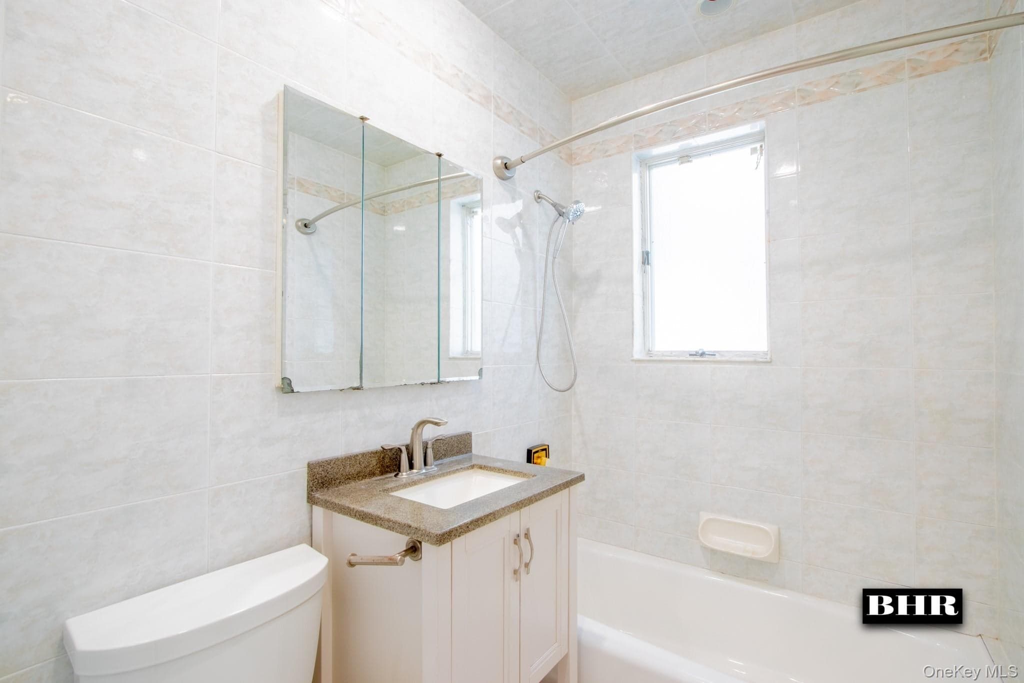 154 Beaumont Street thumbnail 6