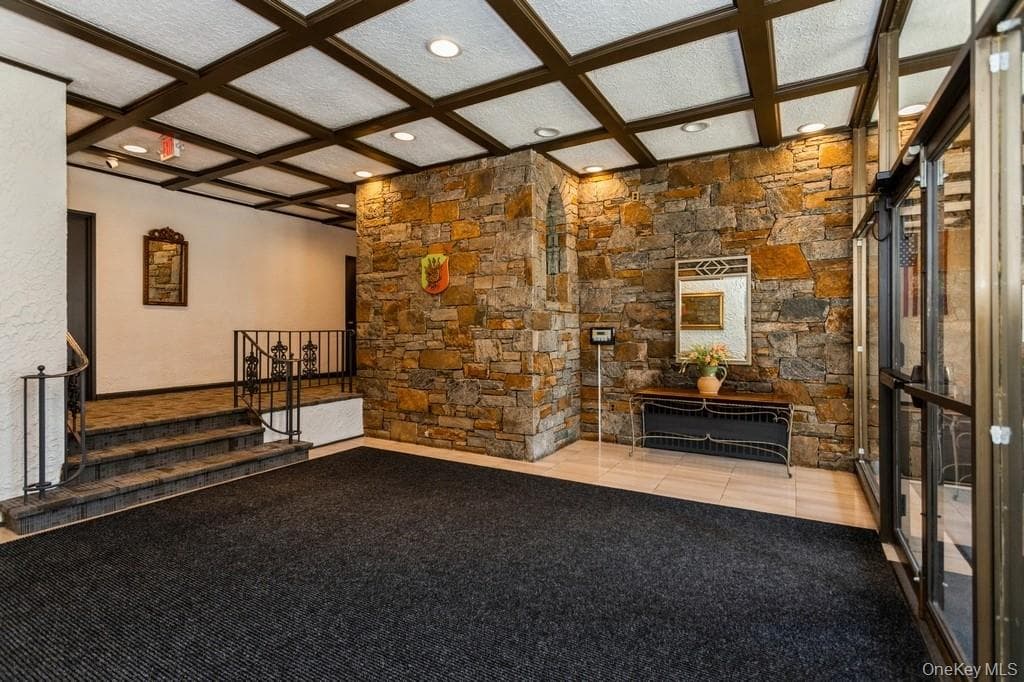25 Franklin Avenue Unit: 2A thumbnail 3