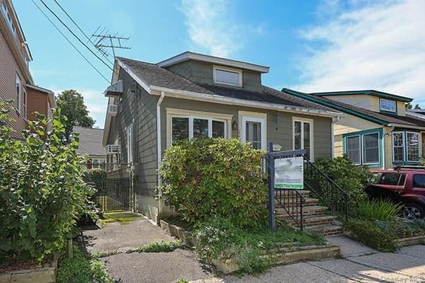 233 8th Avenue, Sea Cliff