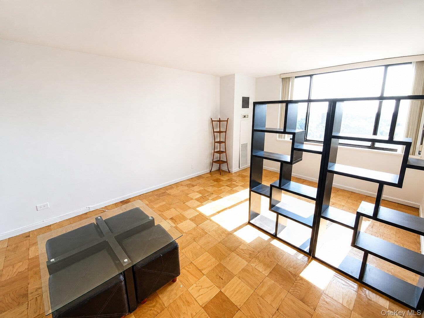 26910 Grand Central PKWY Unit: 17C thumbnail 6