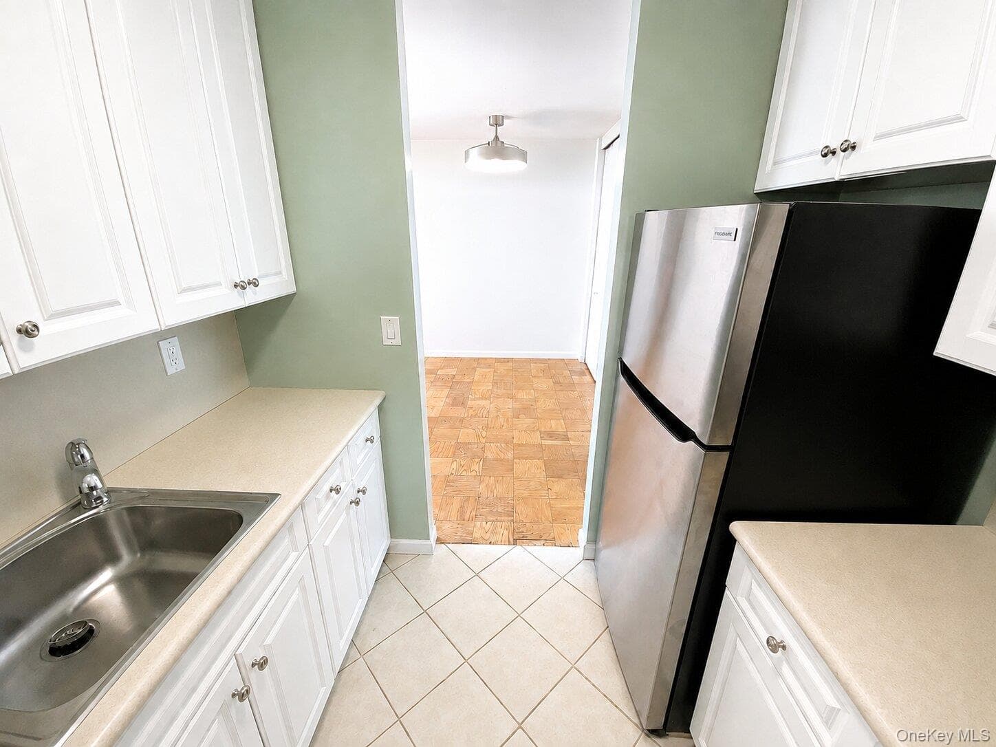 26910 Grand Central PKWY Unit: 17C thumbnail 9