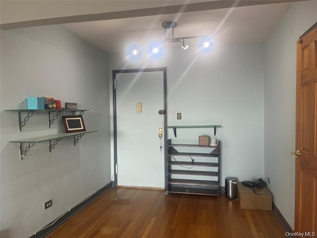 139-15 83rd Avenue Unit: 717 thumbnail 2