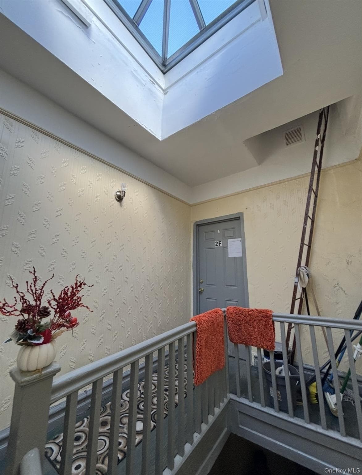 2268 Strauss Street thumbnail 12