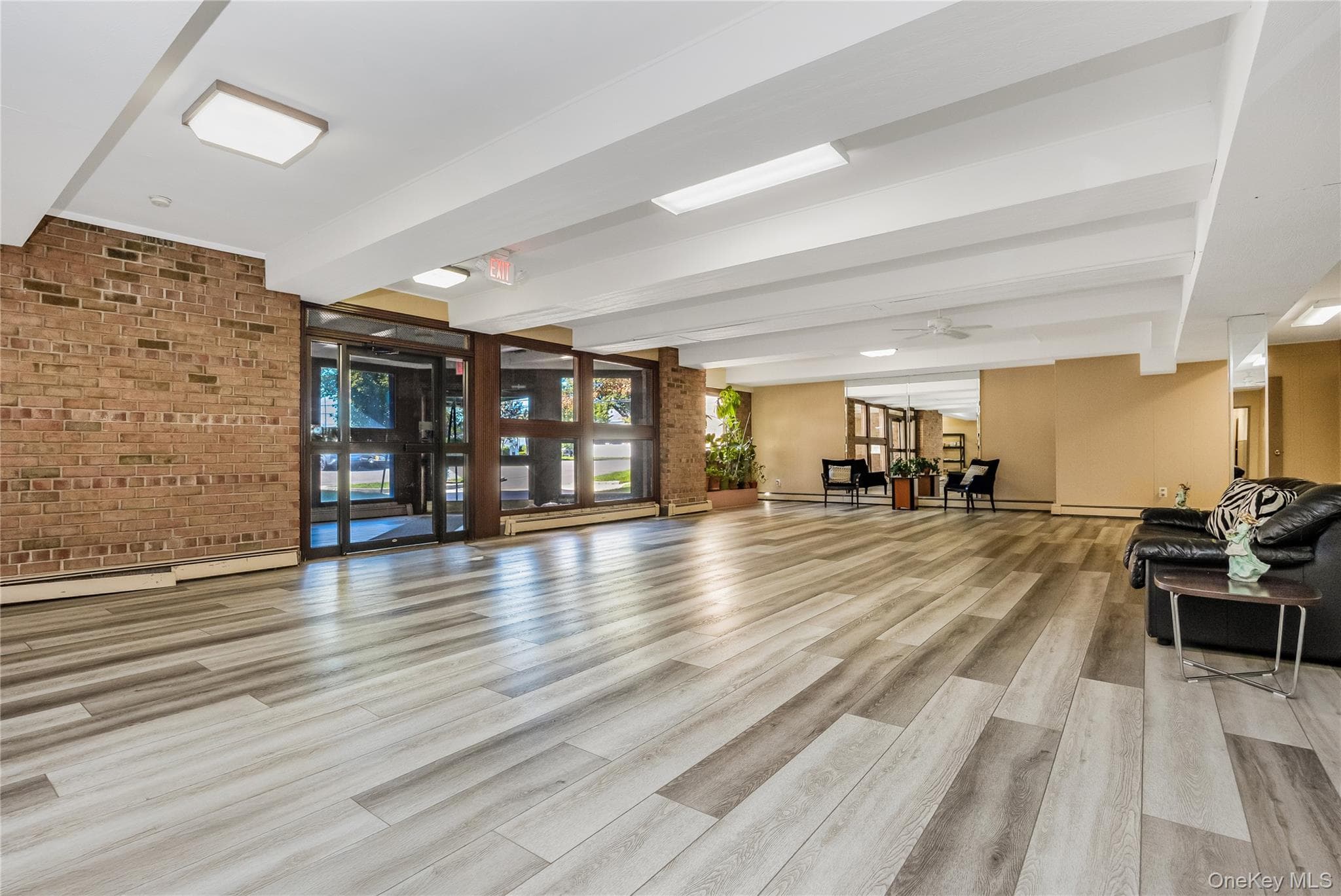 570 Broadway Unit: B11 thumbnail 4