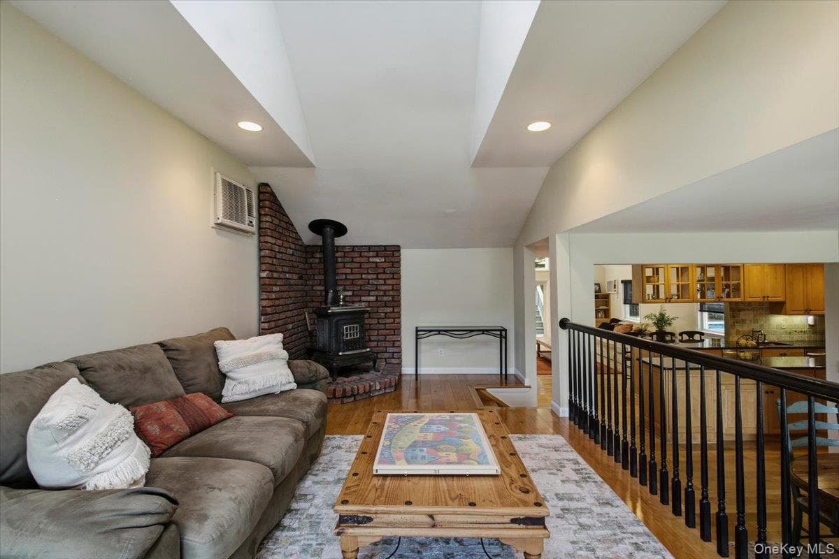 3494 Overlook Avenue thumbnail 12