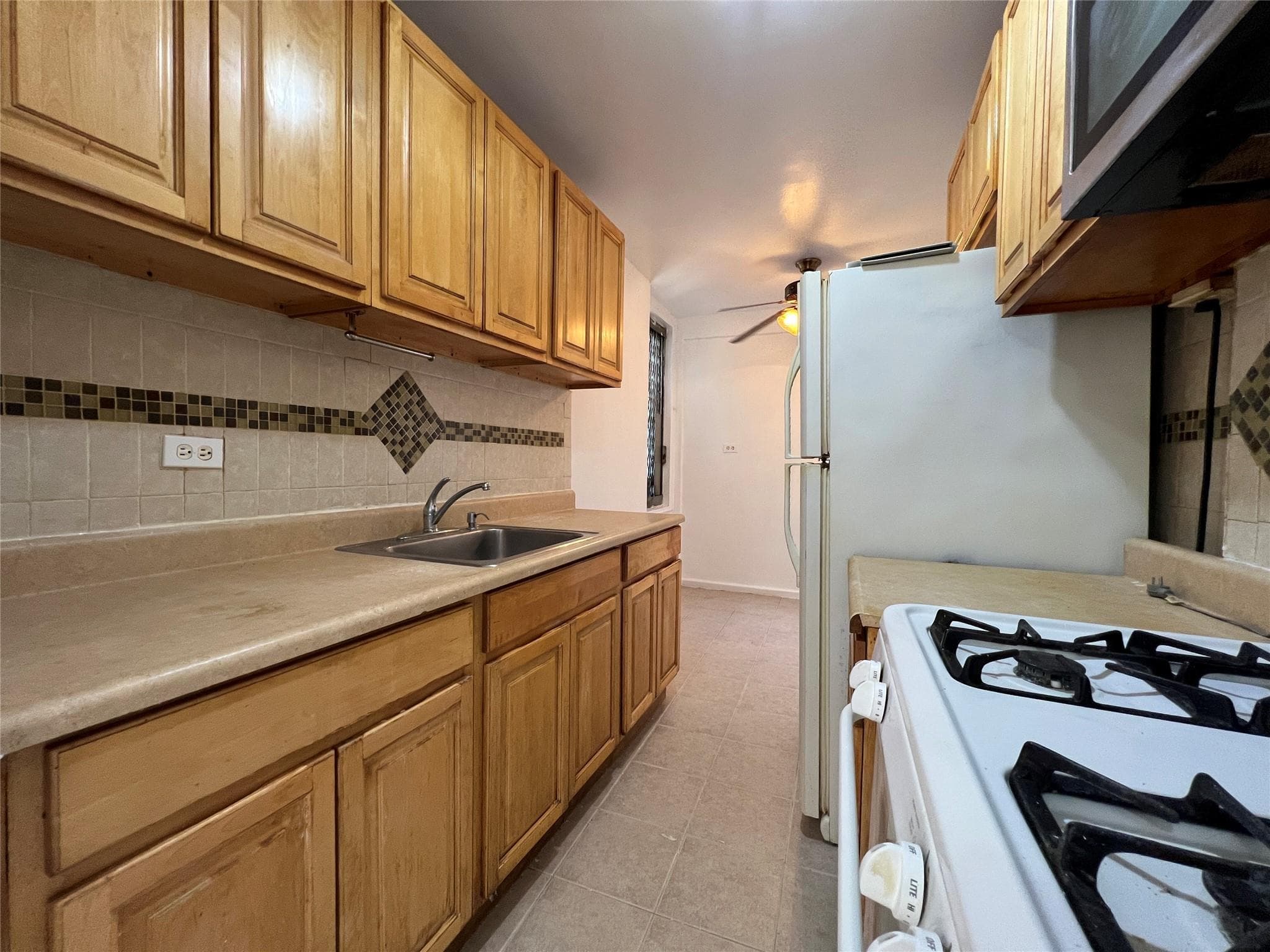 1475 Thieriot Avenue Unit: 5J thumbnail 5